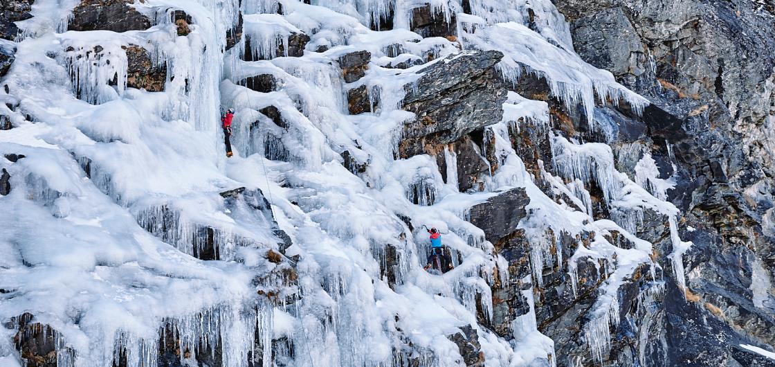 Leading on Technical Ice Course Ice Climbing in Wye Creek