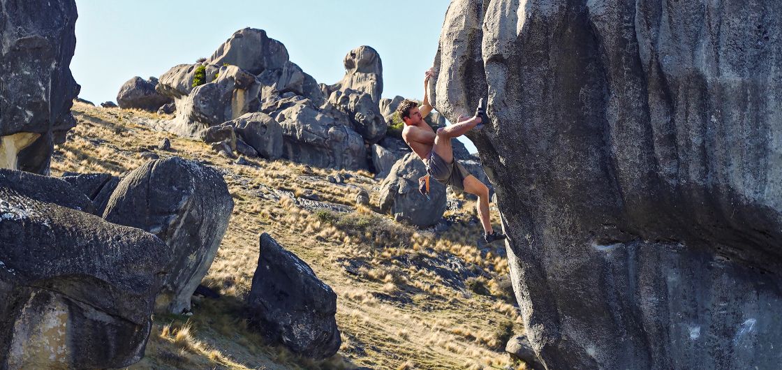 Alec McCallum makes the second scent of Solaris (V13). Photo: Isaac Buckley bouldering