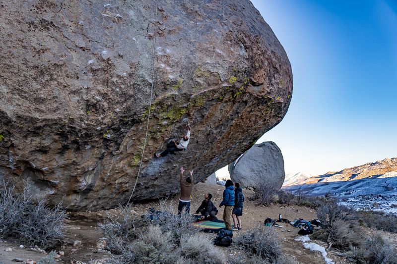 Boulderer on roof