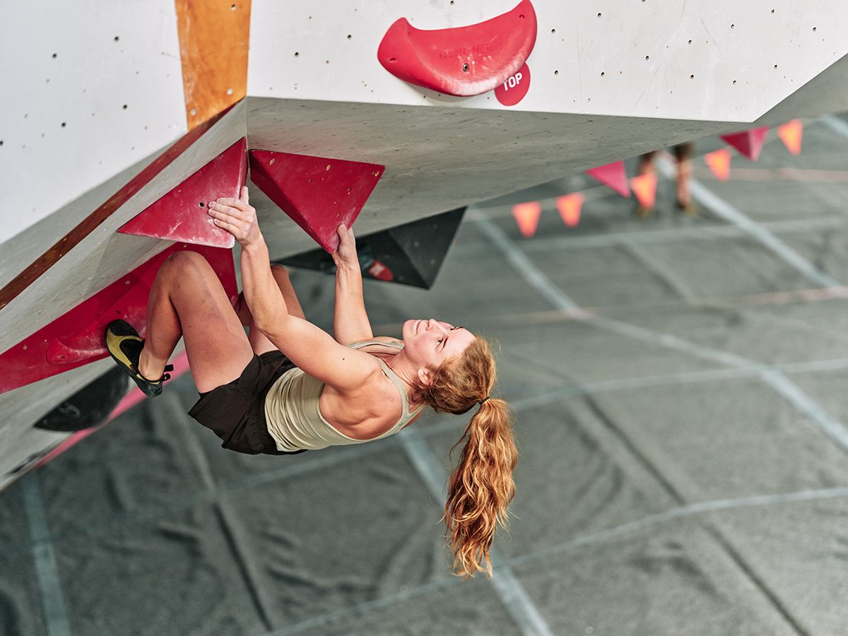 Paige Murray climbing