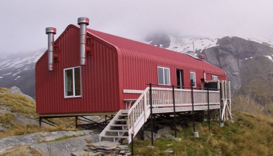 French Ridge Hut