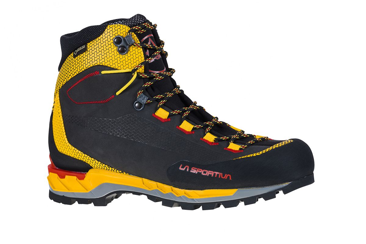 Mountaineering boot